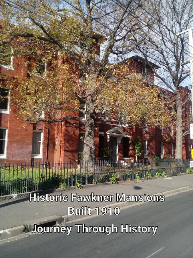 Fawkner Mansions Heritage Hotel เมลเบิร์น ภายนอก รูปภาพ