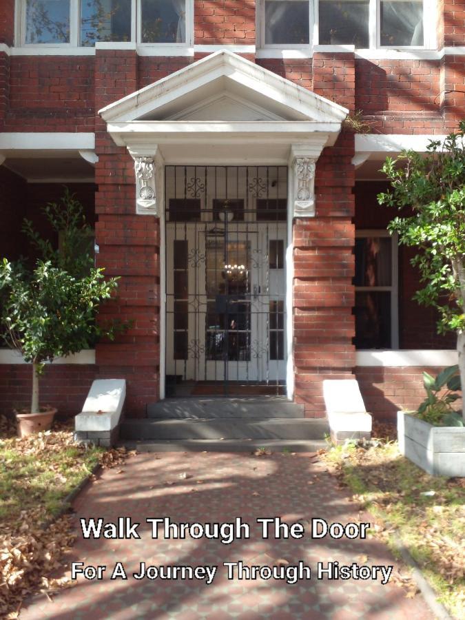 Fawkner Mansions Heritage Hotel เมลเบิร์น ภายนอก รูปภาพ